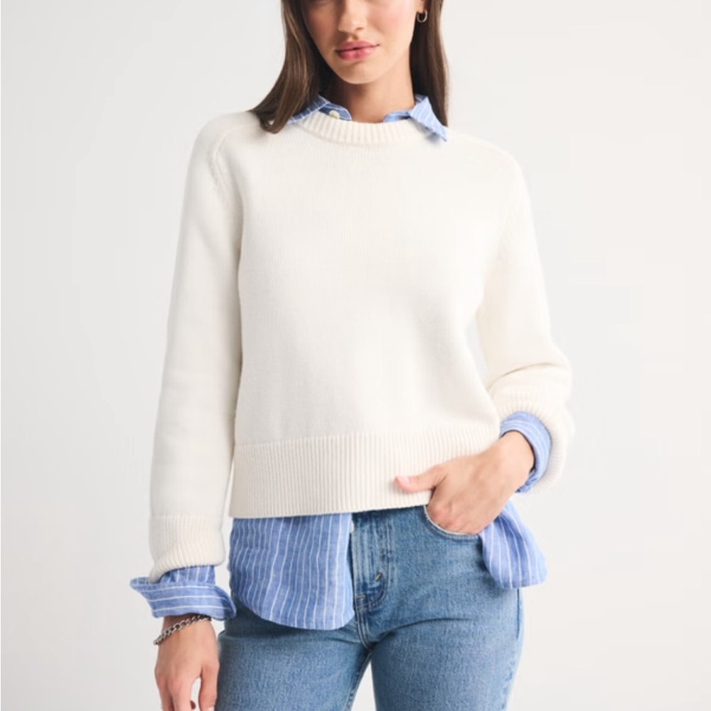 Abercrombie Madeline Crew Sweater - Cream